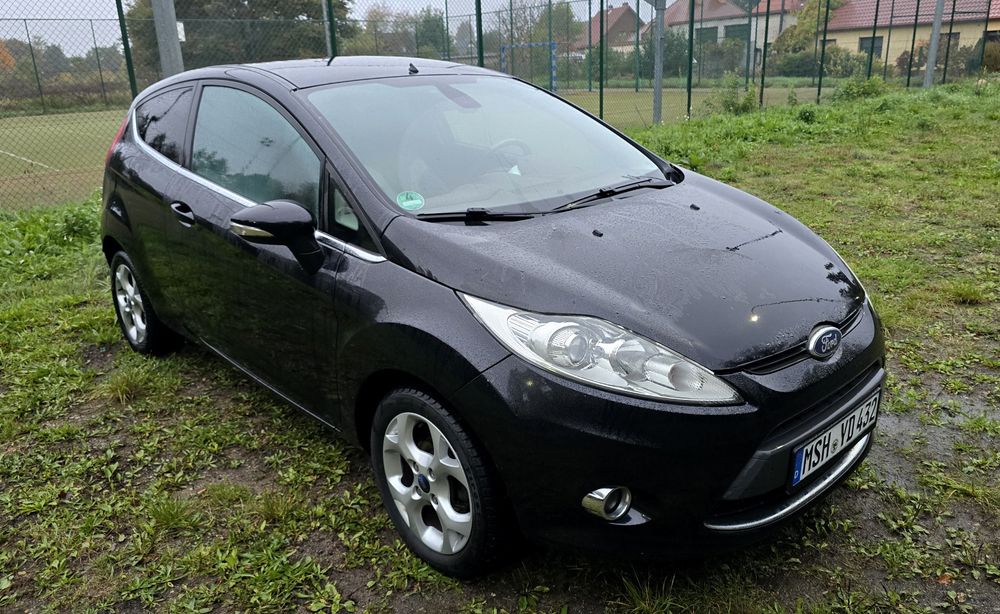Ford Fiesta Mk7 INDIVIDUAL 1.4 Benzyna Skóry Klimatronik Grzane Fotele