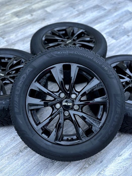 Колеса. Диски R17, 5/114.3. Toyota Corolla, Verso. Lexus. 215/60/17