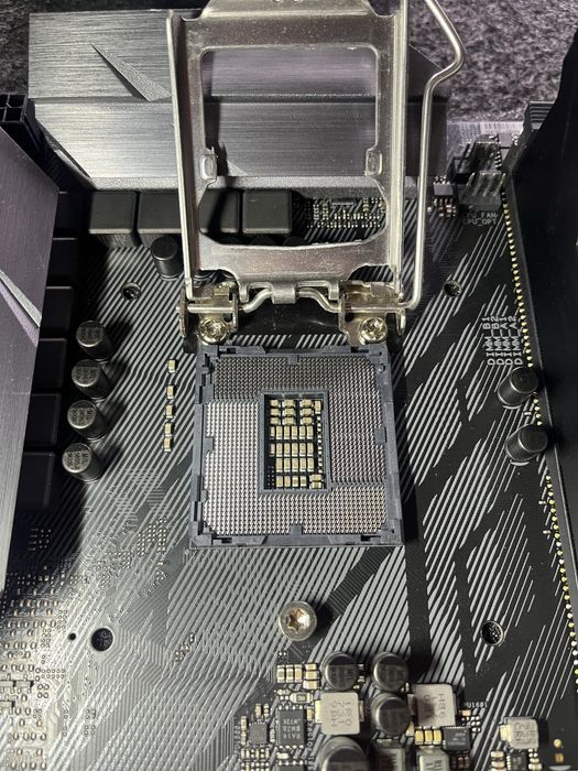 Zestaw Komputerowy Asus Rog Strix z370-F intel i7 8700k