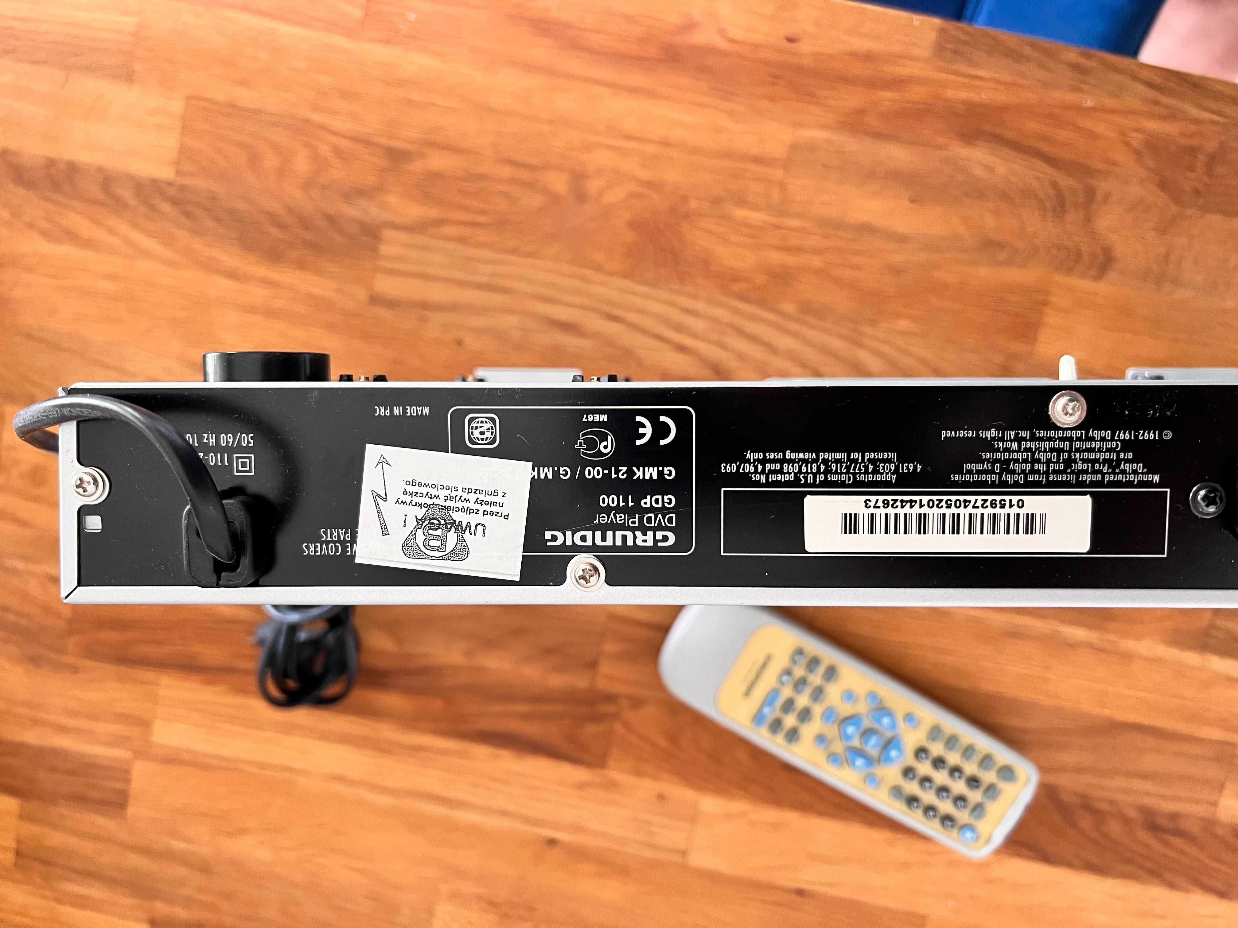 Grundig GDP 1100 DVD player pilot 85D