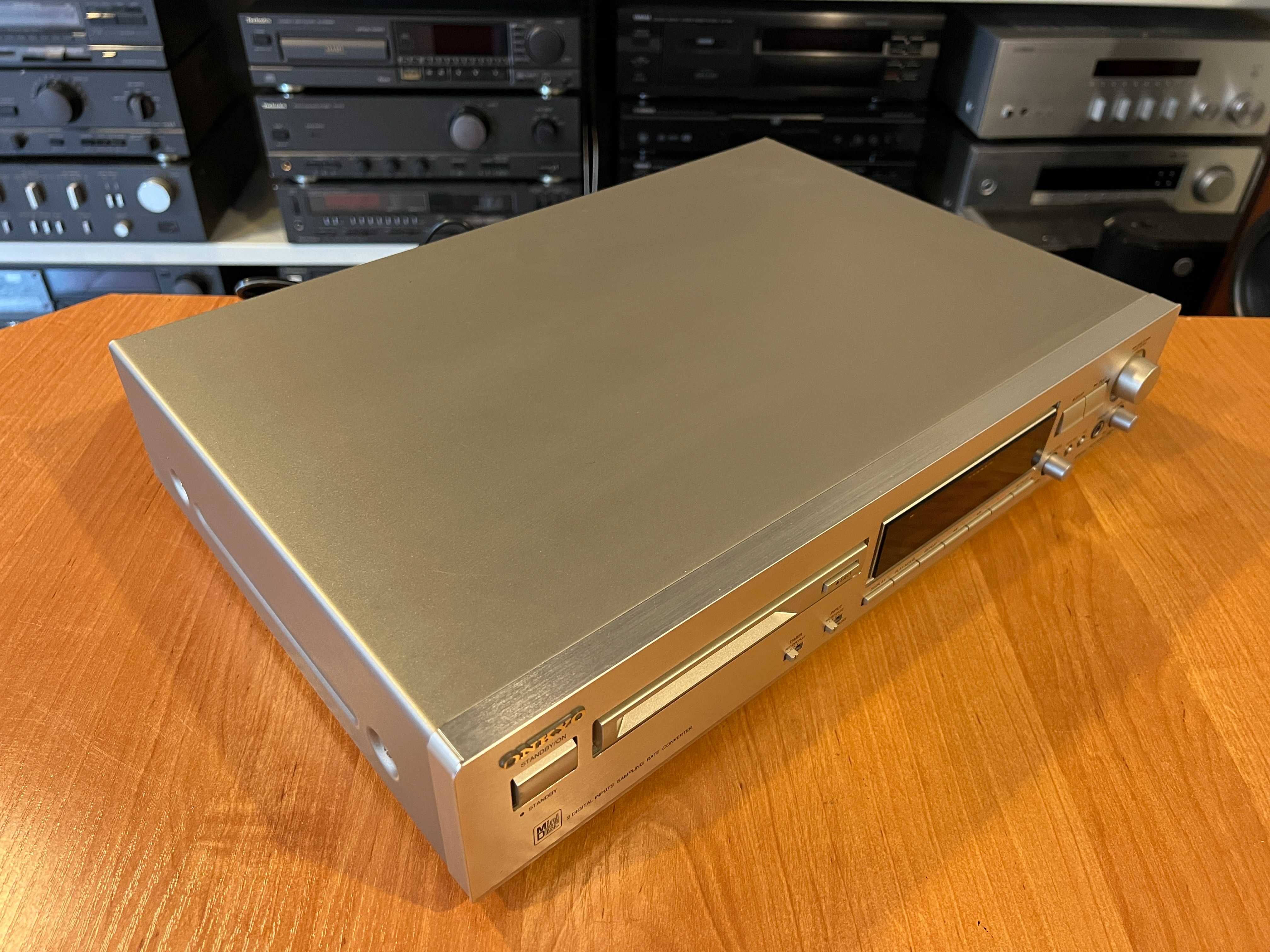 Odtwarzacz MiniDisc Onkyo MD-2321 Audio Room