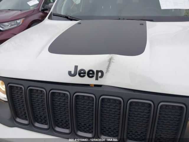 2023 Jeep Renegade Trailhawk 4x4 СРОЧНО