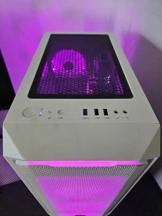 Torre Gaming  i7 13700F RTX 3070Ti 32Gb Ram 1TB [NOVO]