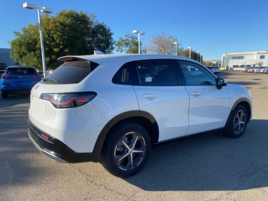 Honda HR-V EX-L      2023