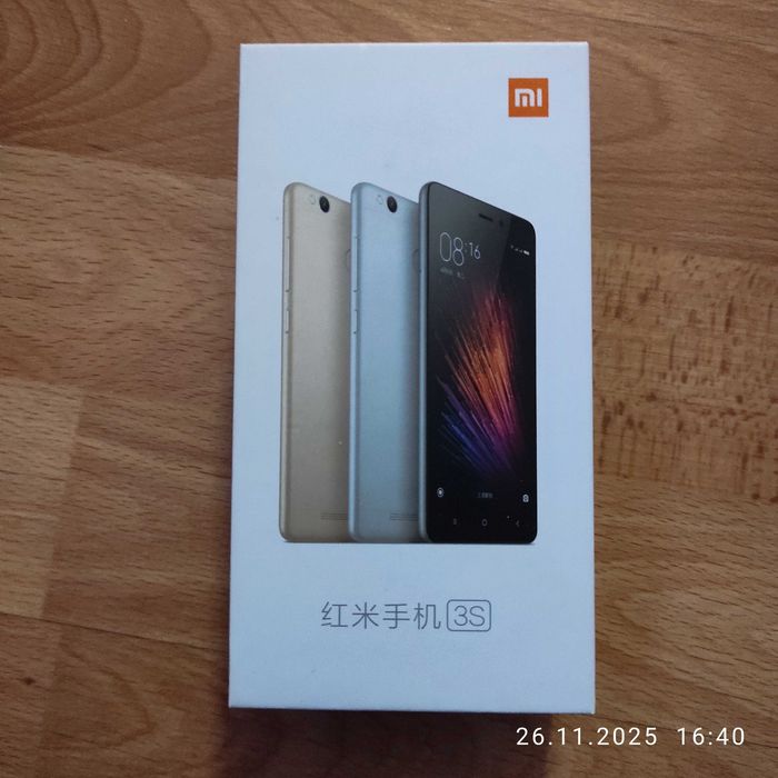 Телефон Xiaomi 3S