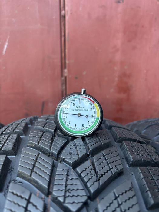 235/60/18 R18 Goodyear UltraGrip Performance+ Suv зима 4 шт цвна за 1