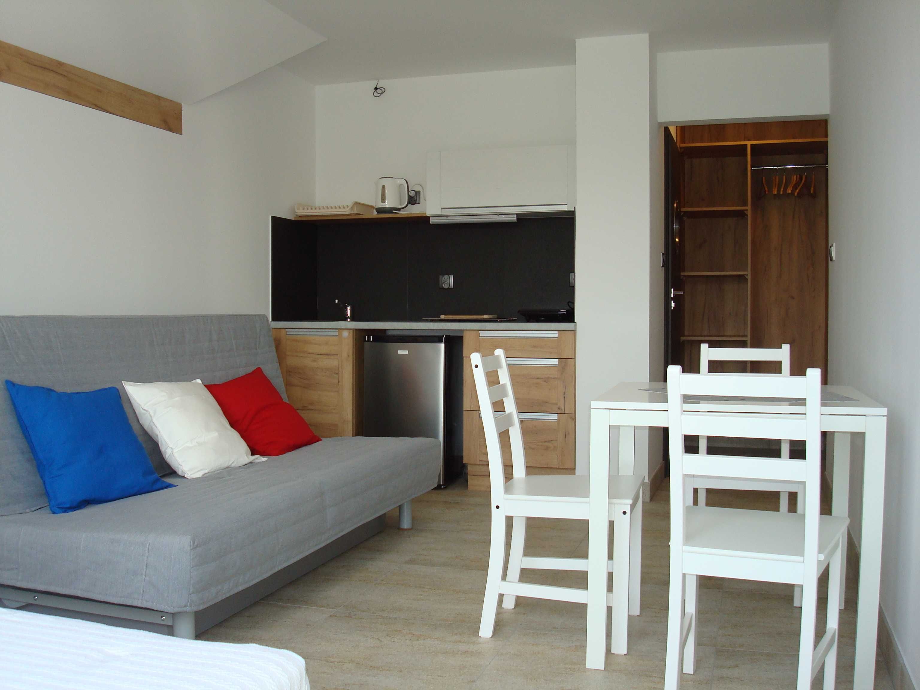 Noclegi pokoje apartament kwatery z aneksami do wynajęcia Krynica Mors