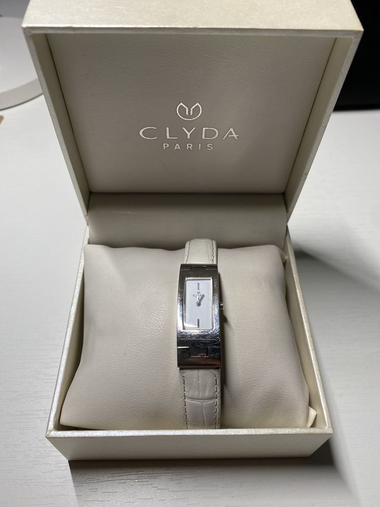 Часы CLYDA, Франция
