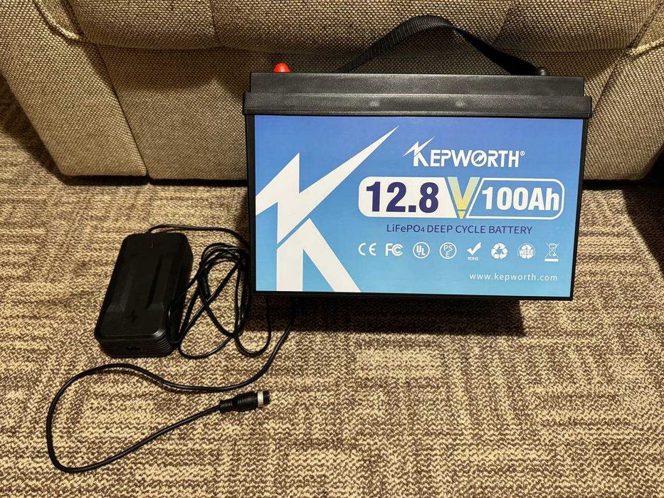 Аккумулятор Kepworth LiFePO4 12V/100AH з зарядкою в комплекті