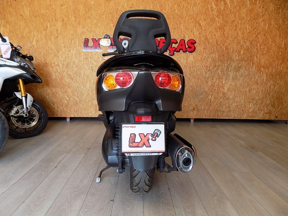 Honda Forza 250 ano 2009 para peças.