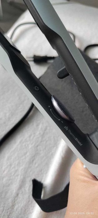 Стайлер-вирівнювач для волосся Philips  5000 блакитний (BHS520/00)