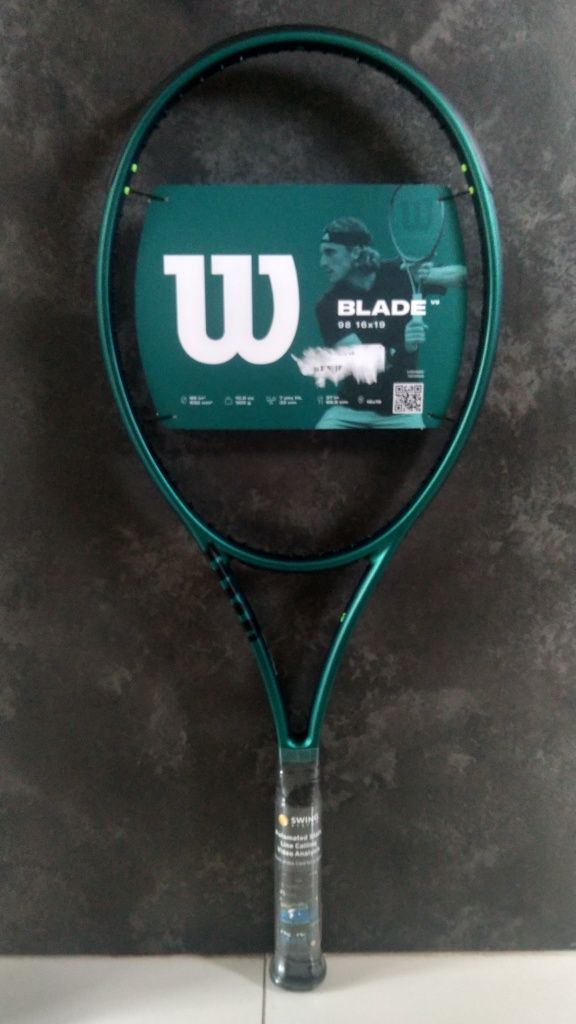 Wilson Blade 98 V9 16x19