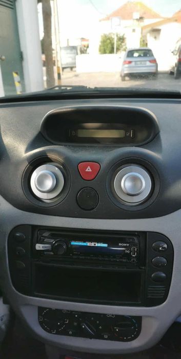 Vendo citroen c3 1.100 ano 2002