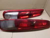NISSAN X-TRAIL T30 00-07r. LAMPA PRAWA LEWA TYŁ TYLNA