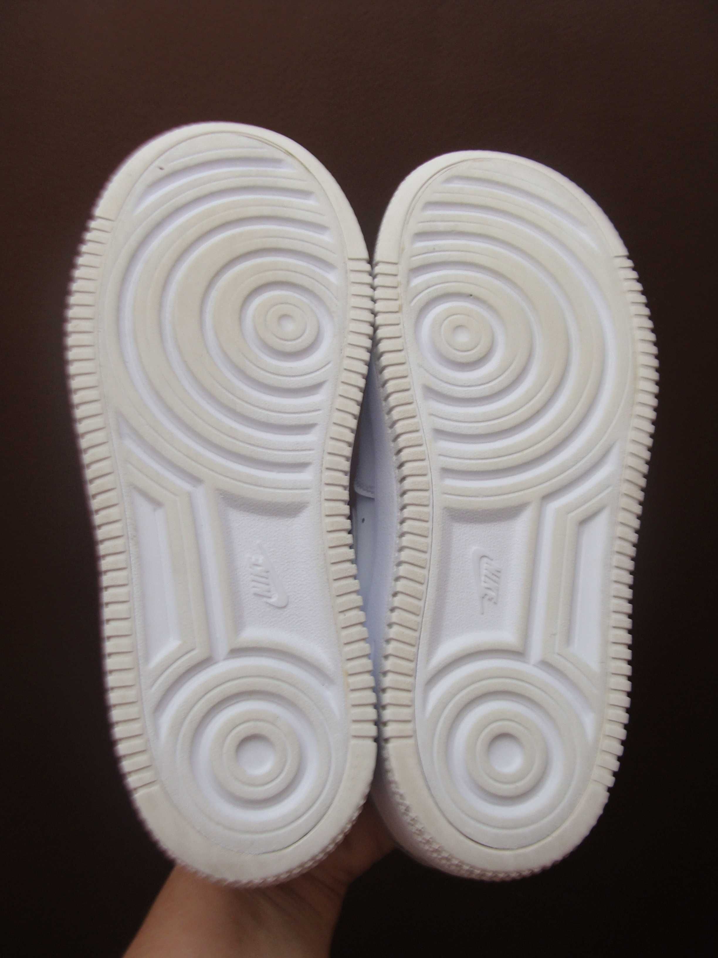 35/22 см Nike air force 1 кроссовки белые кожаные 2024 год