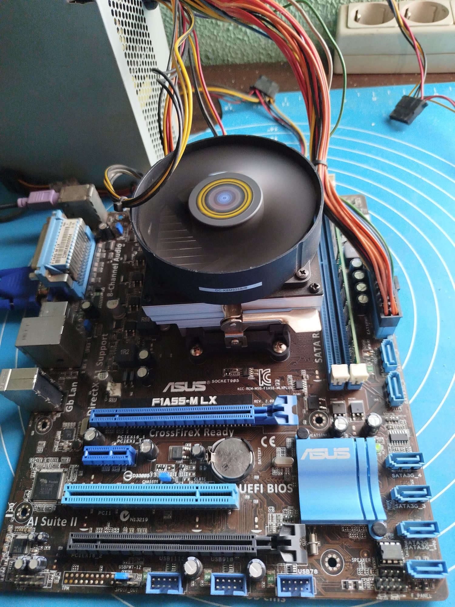 Комплект F1A55-M LX Rev. 2.0 Проц. AMD A6-3500  HD Graphic. 2 gb ОЗУ