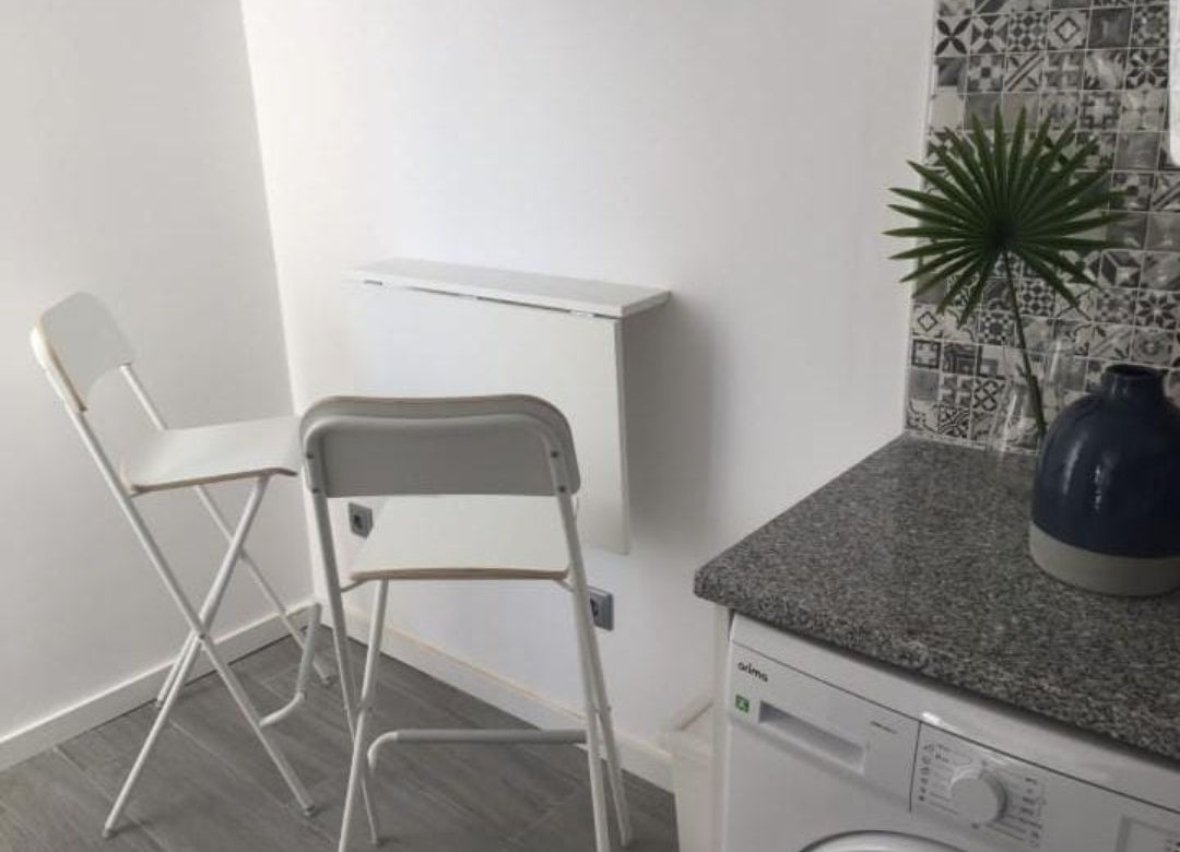 Apartamento T1 em Armação de Pêra com estacionamento