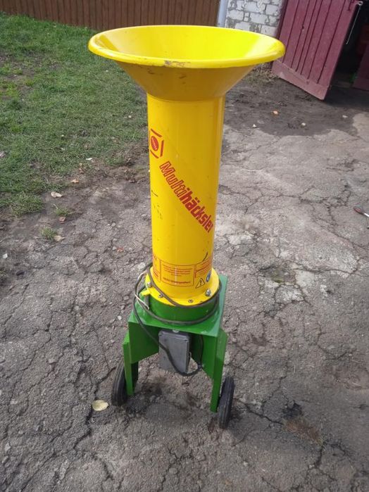 Продам садовий подрібнювач
