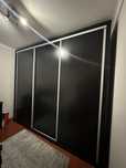 Roupeiro Preto