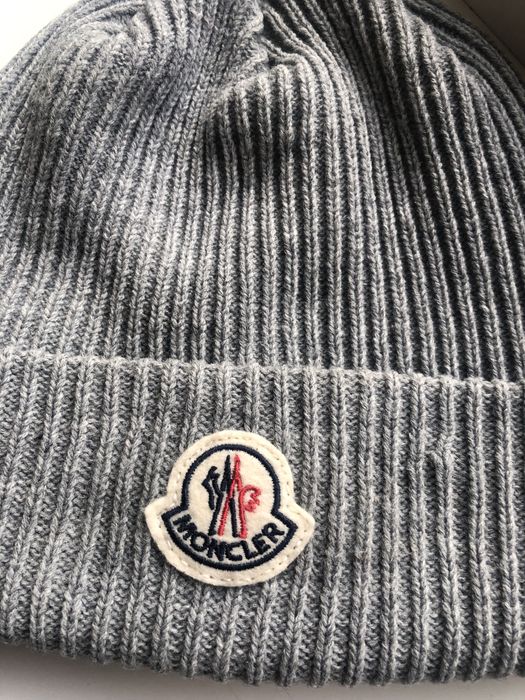 Шапка Moncler монклер