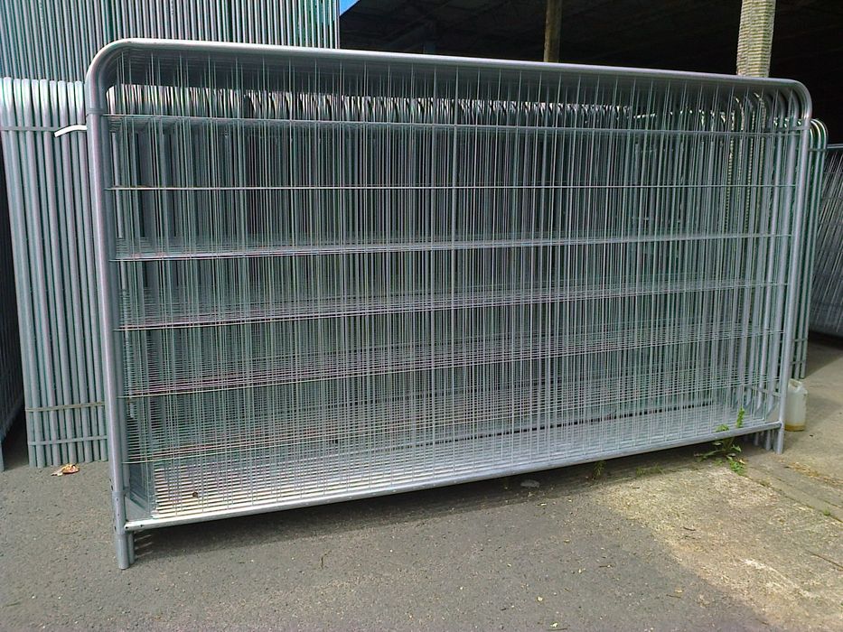 Ogrodzenie tymczasowe panel budowlany ażurowy owalny 3,5 x 2m przęsło