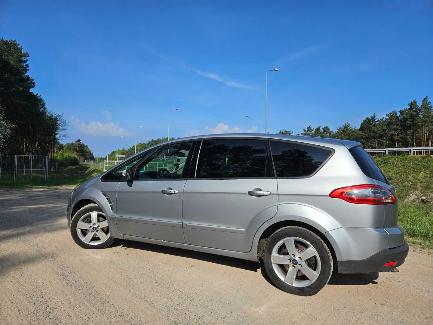 Rodzinny Ford S-max