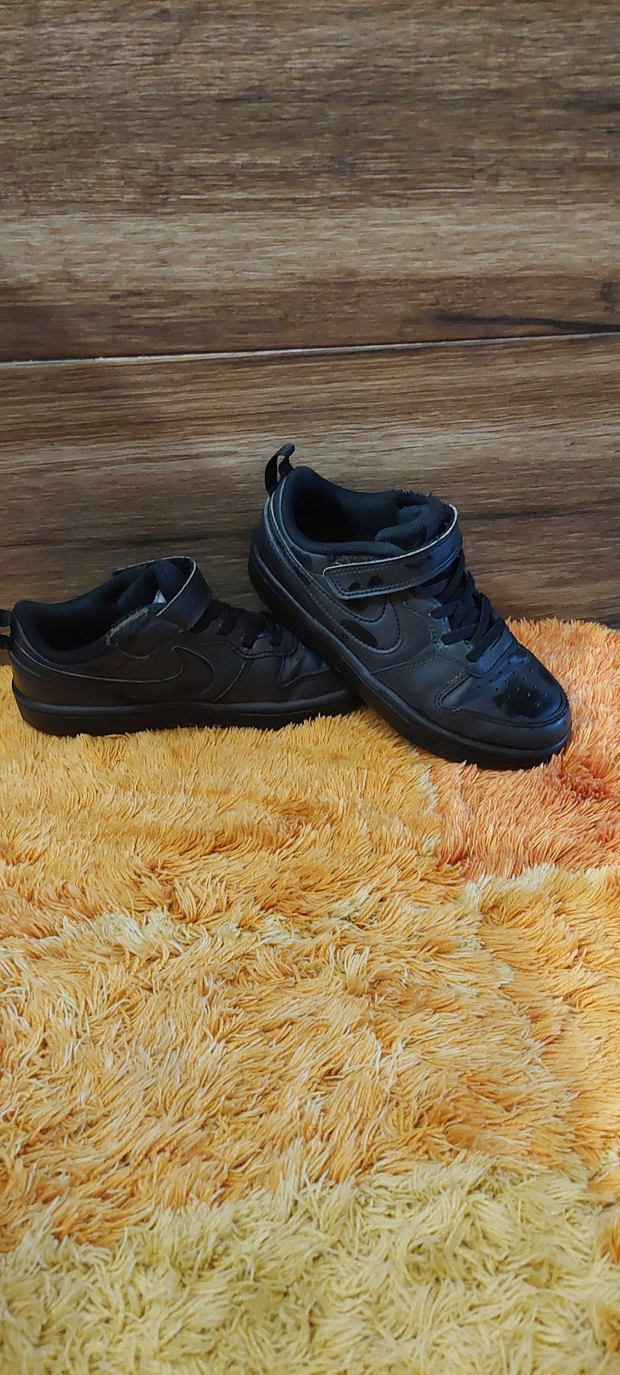Nike czarne rozmiar 31