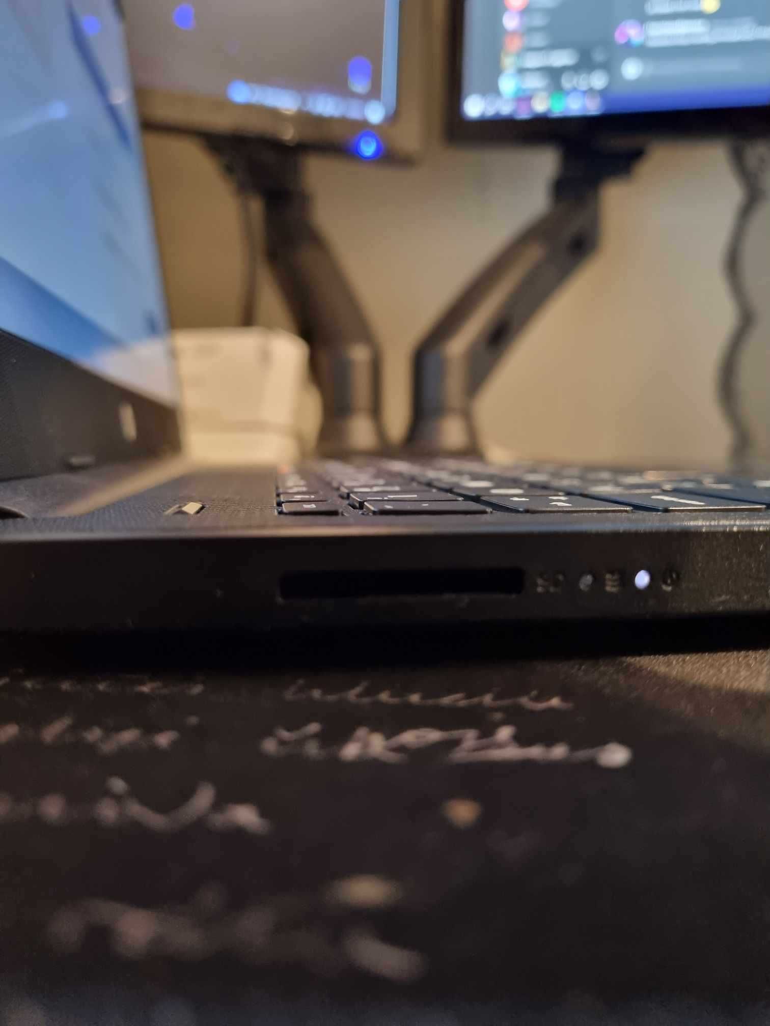 Laptop HP 4S-FQ1203NW 14" IPS 4GB RAM 256GB SSD Windows 11 Home