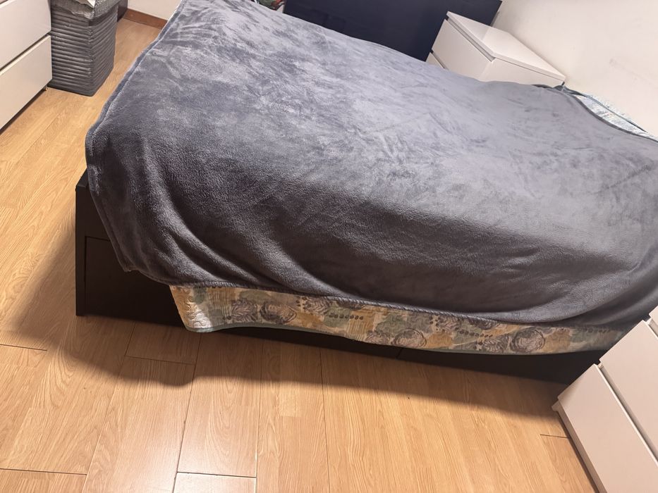 Cama de Casal com 4 Gavetões