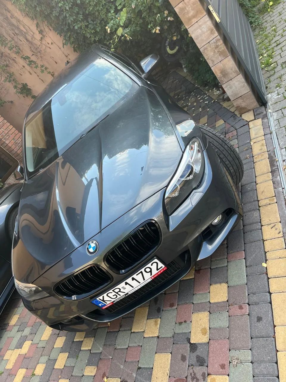 BMW Seria 5 BMW 530xd f11 lift super stan szwajcaria oryginalny przebieg xdrive