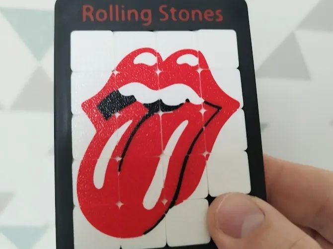Puzzle Deslizante Rolling Stones