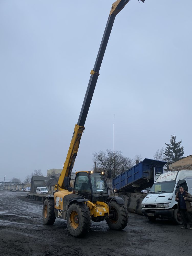 Оренда телескопічного навантажувача