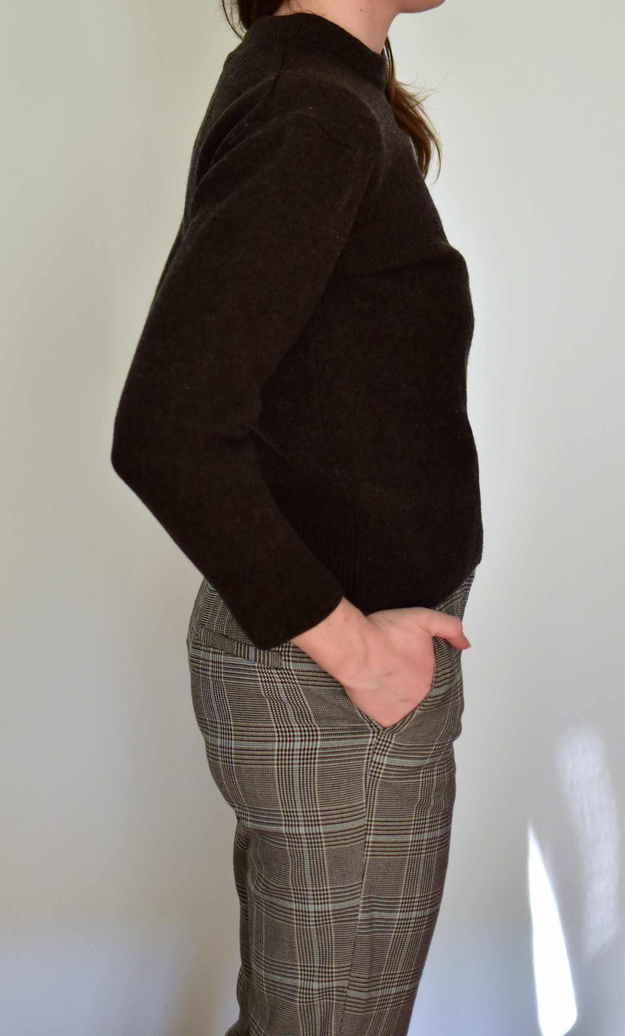Wełniany brązowy sweterek, regular fit, H&M, 100% wełna