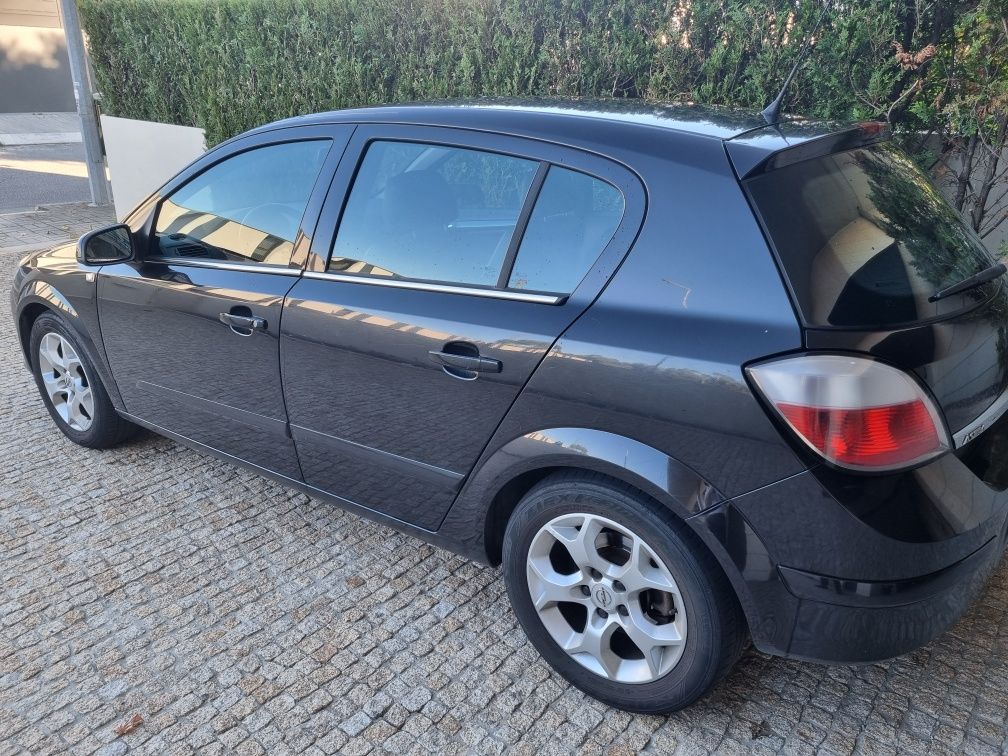 Astra H 1.3 CDTI Cosmo
