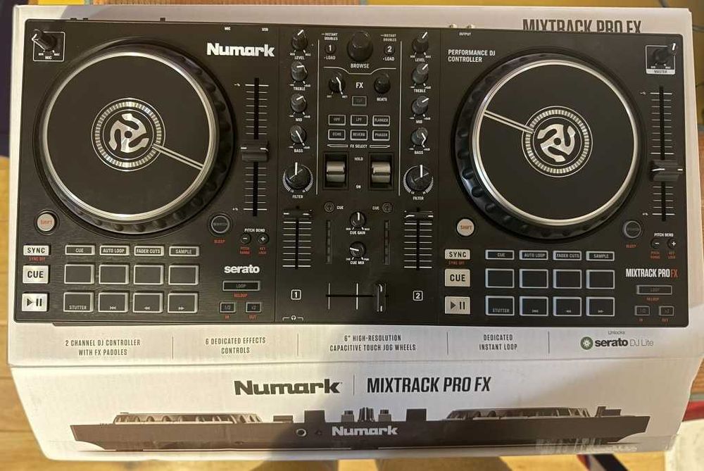Numark Mixtrack Pro FX1 – jak nowy, pełen zestaw