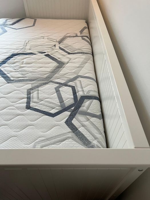 Łóżko IKEA Hemnes 160