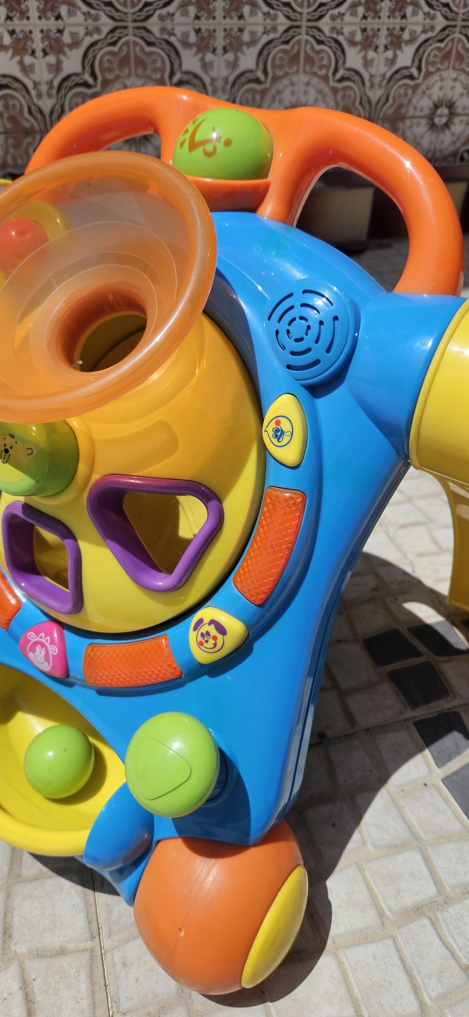 Brinquedo andarilho bebé "Toys r'Us"