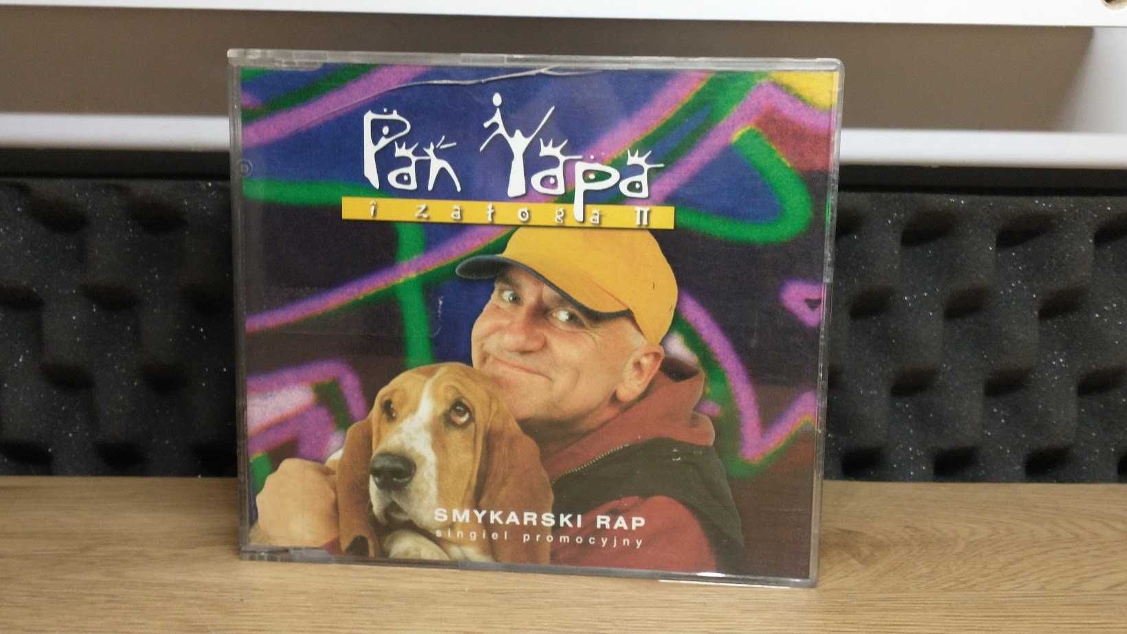CD - Pan Yapa i Załoga 
Pi - Smykarski Rap