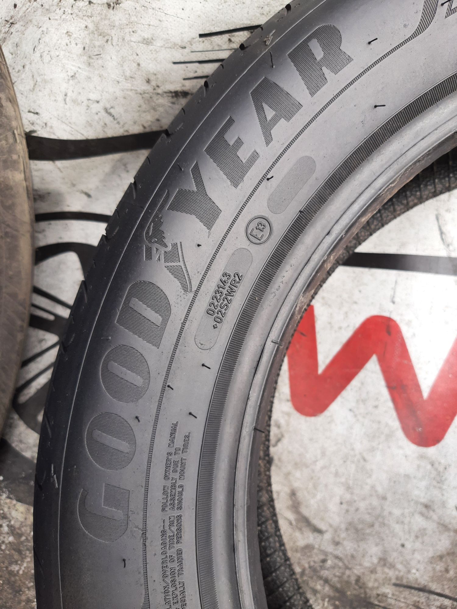 215/55r17 98W Goodyear EfficientGrip Performance 2