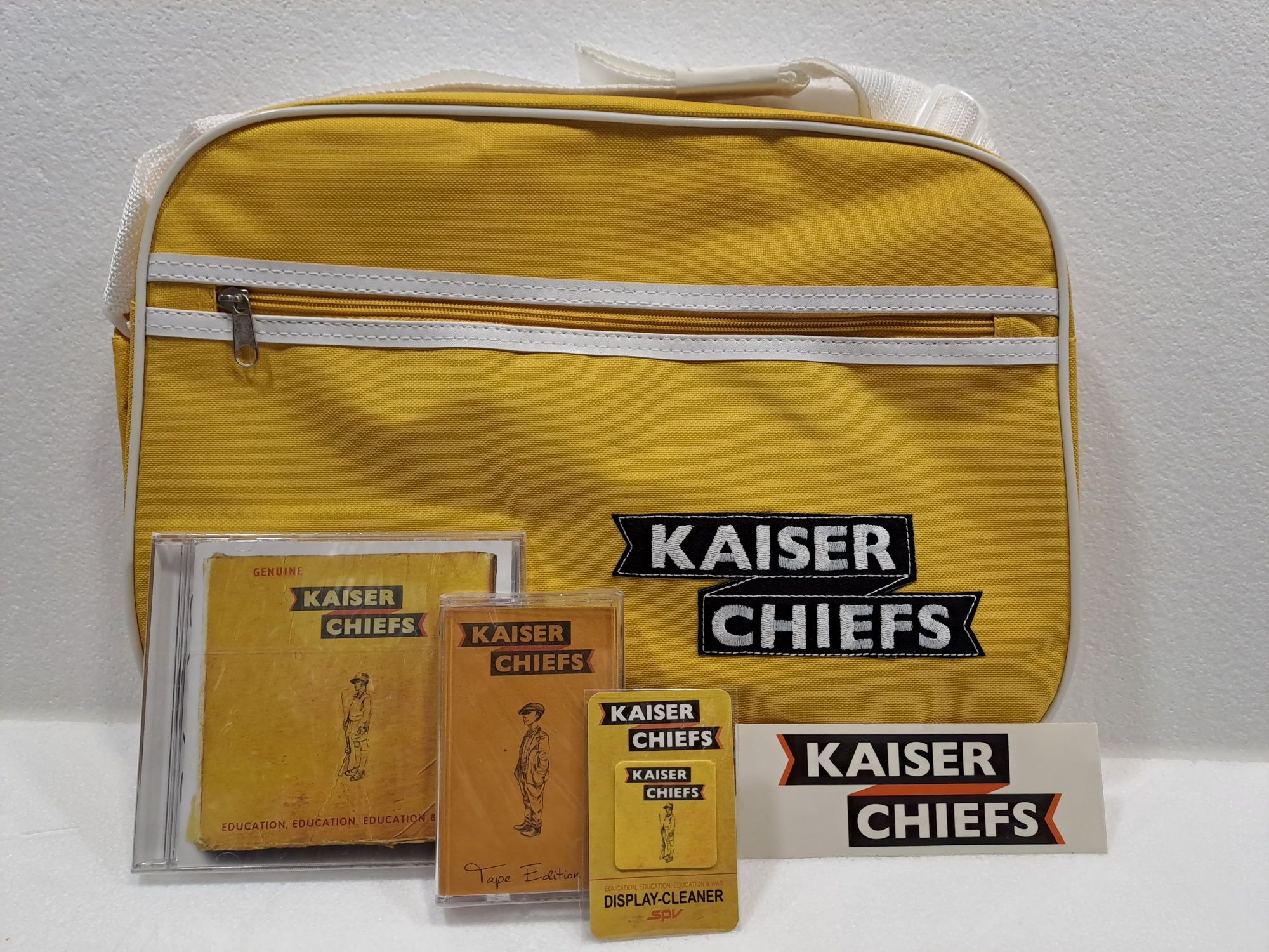 Kaiser Chiefs CD+K7+Mala+Merch