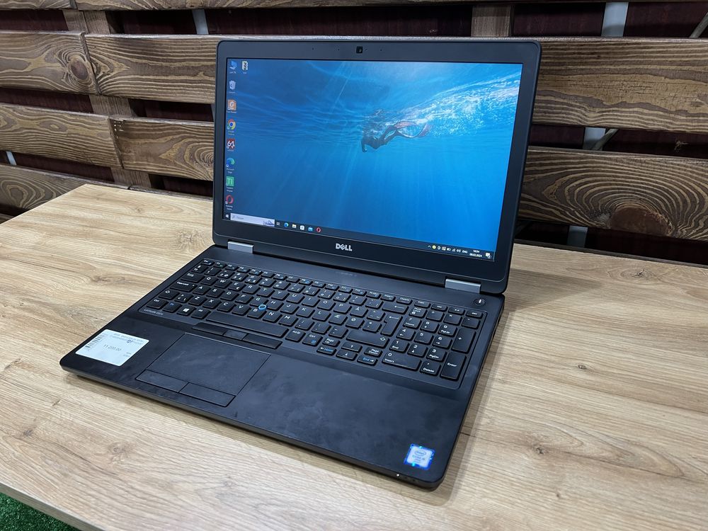 Бу ноутбук DELL e5570 Full HD