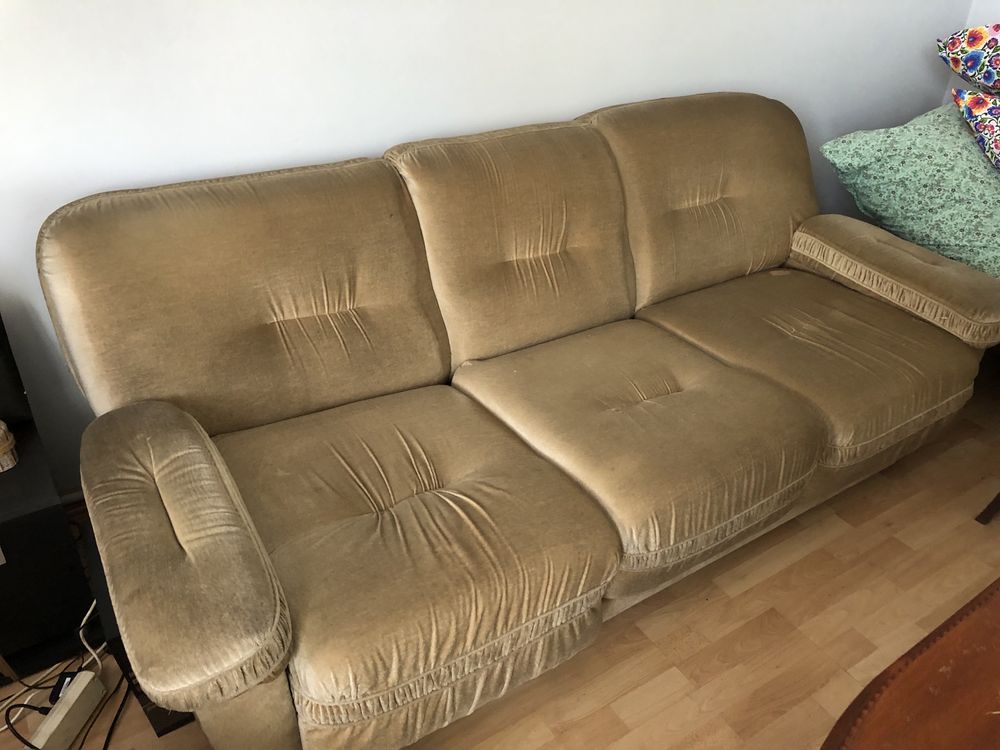 Sofa rozkładana plus 2 fotele