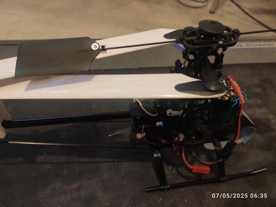 Helicoptero Honey Bee CP 3 para peças