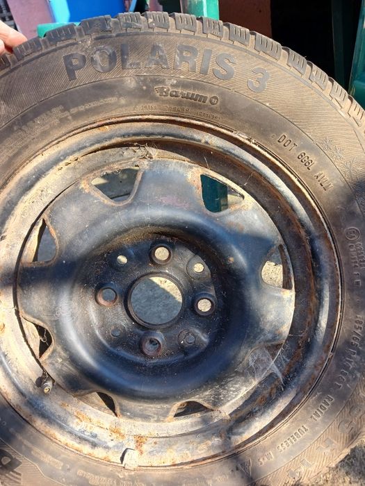 Продам шини зимові.б/у