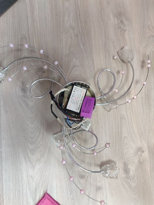 Люстра робоча. Без кріплення.Торг! Самовивіз Академмістечко. Київ