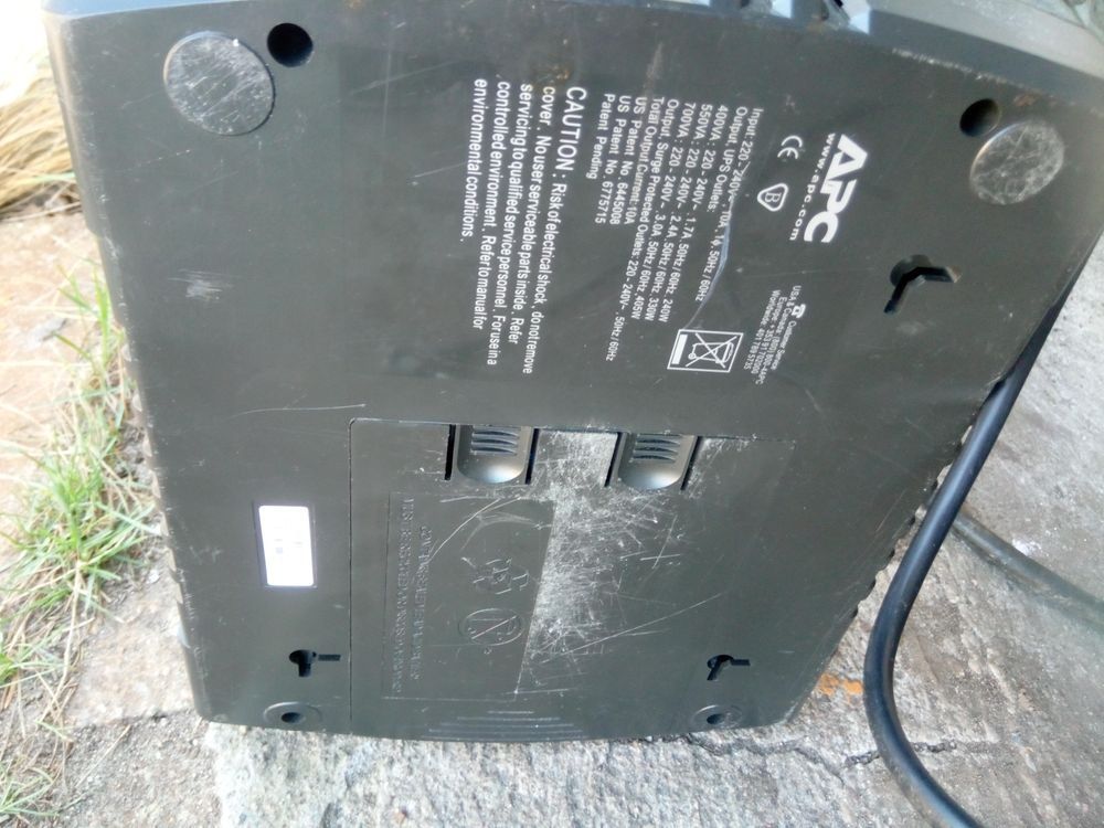 Apc  UPA 400 UPS