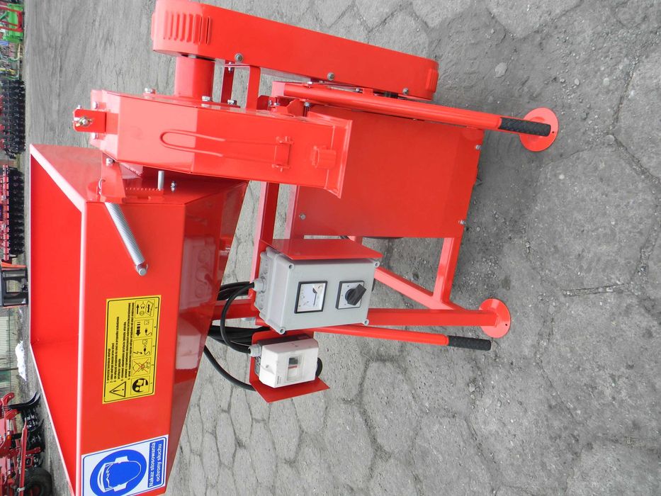 Rozdrabniacz bijakowy H115 POM Augustów śrutownik zgniatacz 7,5kW