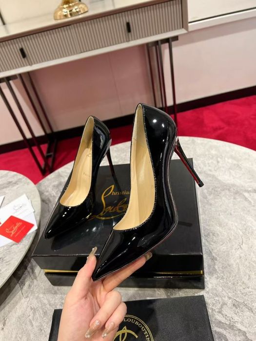 Szpilki Louboutin Black