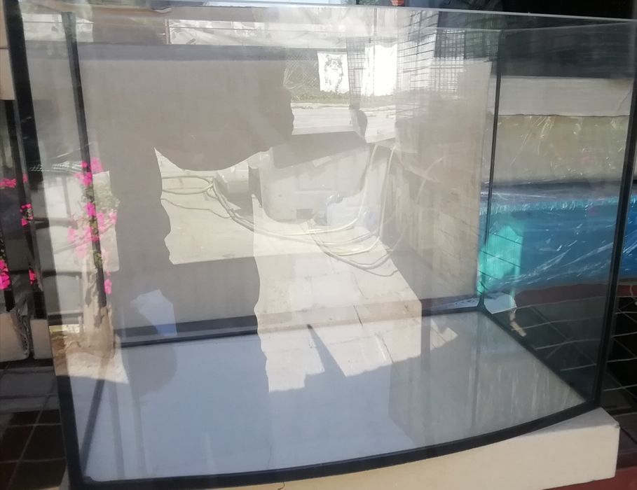 Akwarium profilowane dł 80cm x szer35 cm x 45cm wys.