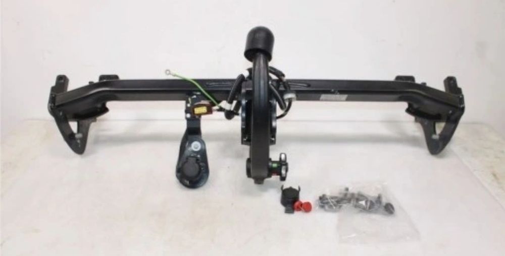 Hak holowniczy wypinany Citroen C4 III Peugeot 2008 II moduł wiązka